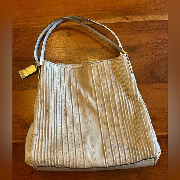 Coach Madison Small Phoebe Shoulder Bag - Picture 3 of 16